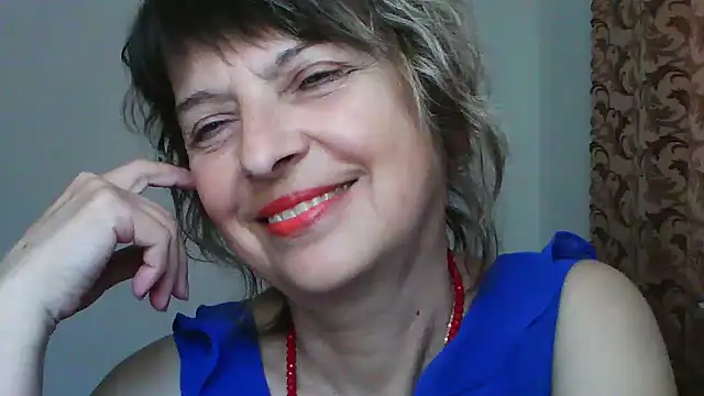 Snapshot of ElizabethGorden chatting on 05-16-26, 10:03 ElizabethGorden online show from 05-16-26, 10:03