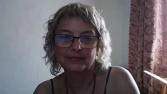 ElizabethGorden online show from 07-17-26, 06:32