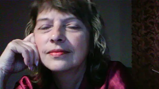 Snapshot of ElizabethGorden chatting on 05-10-26, 02:59 ElizabethGorden online show from 05-10-26, 02:59