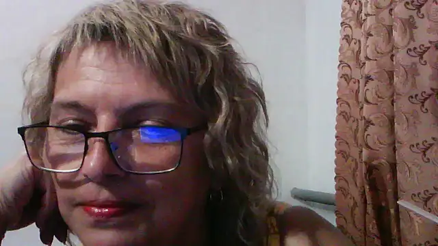 ElizabethGorden online show from 07-10-26, 05:57
