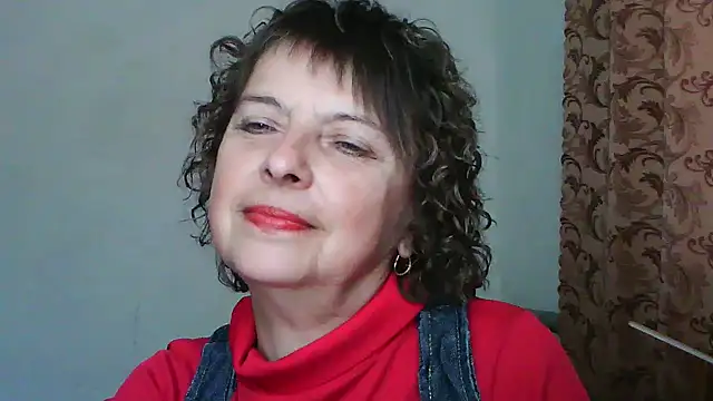 Snapshot of ElizabethGorden chatting on 05-26-26, 10:35 ElizabethGorden online show from 05-26-26, 10:35