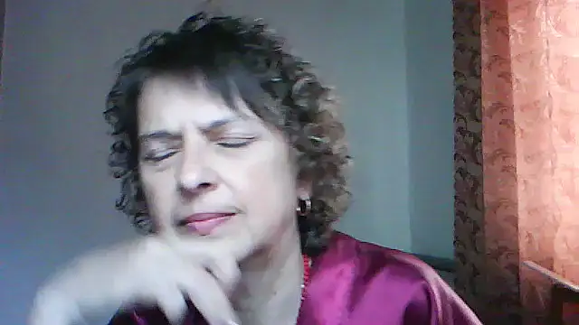 Snapshot of ElizabethGorden chatting on 05-22-26, 05:49 ElizabethGorden online show from 05-22-26, 05:49