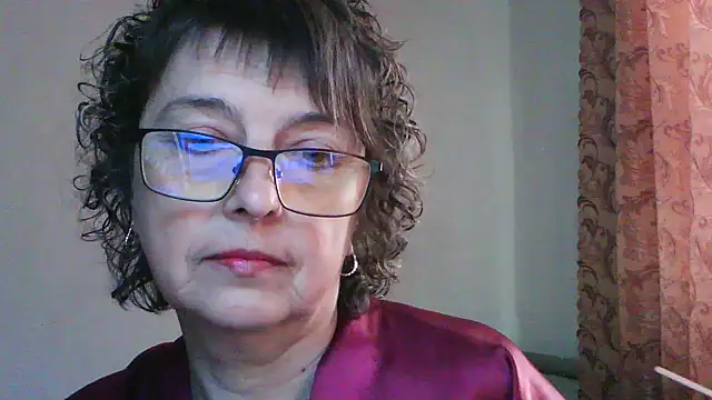 Snapshot of ElizabethGorden chatting on 05-24-26, 03:39 ElizabethGorden online show from 05-24-26, 03:39