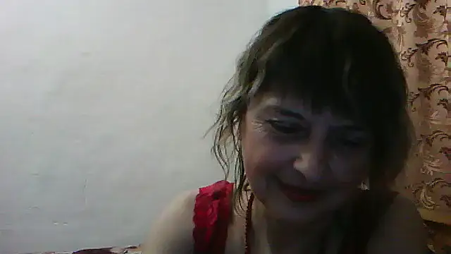 Snapshot of ElizabethGorden chatting on 05-15-26, 05:44 ElizabethGorden online show from 05-15-26, 05:44