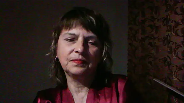 Snapshot of ElizabethGorden chatting on 05-19-26, 06:26 ElizabethGorden online show from 05-19-26, 06:26