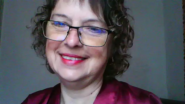 Snapshot of ElizabethGorden chatting on 06-04-26, 04:28 ElizabethGorden online show from 06-04-26, 04:28
