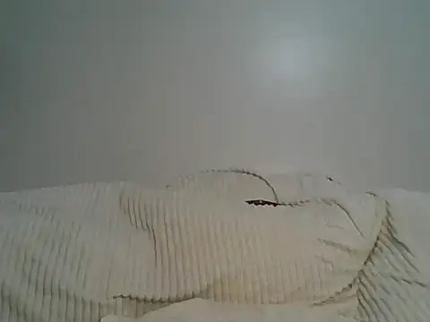Snapshot of portia501 chatting on 06-09-26, 11:22 portia501 online show from 06-09-26, 11:22