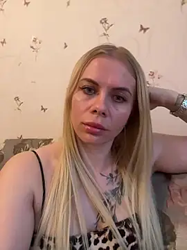 hottitslove online show from 05-05-26, 05:16