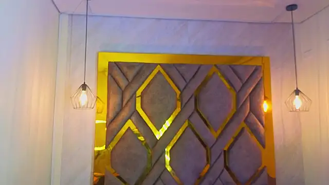 Snapshot of Ey_Im_simone_ chatting on 05-15-26, 12:03 Ey Im simone online show from 05-15-26, 12:03
