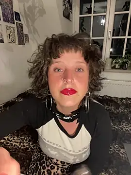 EmilieBraun online show from 05-04-26, 09:50