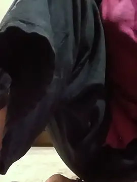 Snapshot of Life_Of_Diya chatting on 05-30-26, 04:12 Life Of Diya online show from 05-30-26, 04:12