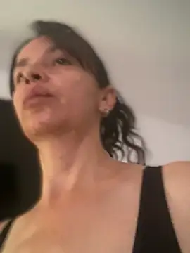 Snapshot of Soy_Camila8 chatting on 05-15-26, 12:25 Soy Camila8 online show from 05-15-26, 12:25