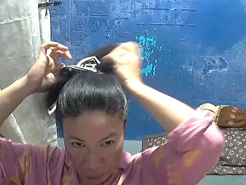 hotchilimom online show from 07-01-26, 08:42