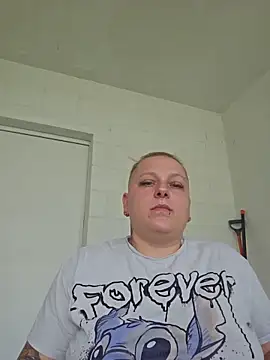 Snapshot of Lady_Peggi chatting on 06-16-26, 07:08 Lady Peggi online show from 06-16-26, 07:08