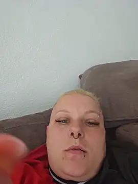 Snapshot of Lady_Peggi chatting on 06-02-26, 12:27 Lady Peggi online show from 06-02-26, 12:27
