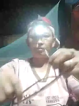 Snapshot of yeuanh1 chatting on 05-24-26, 09:04 yeuanh1 online show from 05-24-26, 09:04