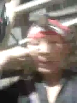 Snapshot of yeuanh1 chatting on 05-25-26, 12:15 yeuanh1 online show from 05-25-26, 12:15