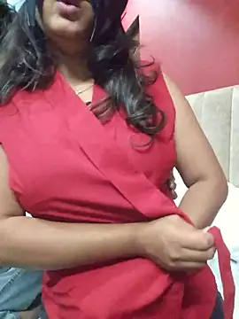 sluttytitties69 online show from 05-13-26, 08:43