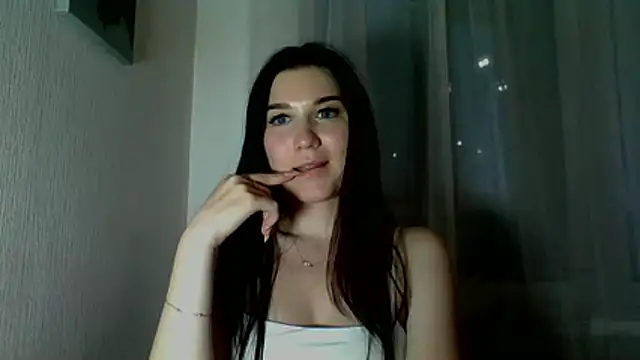 Katiee Foxi online show from 05-05-26, 06:44