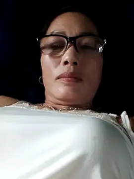 Snapshot of MimiSex6996 chatting on 05-08-26, 04:27 MimiSex6996 online show from 05-08-26, 04:27