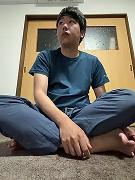 YuuYuu 010 online show from 06-09-26, 08:32