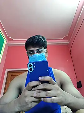 Snapshot of Mr_Cajonny09 chatting on 06-12-26, 04:43 Mr Cajonny09 online show from 06-12-26, 04:43