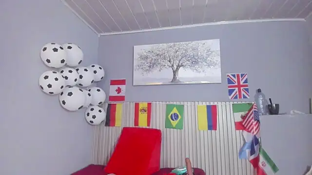 Snapshot of rosse_m1 chatting on 07-09-26, 11:31 rosse m1 online show from 07-09-26, 11:31