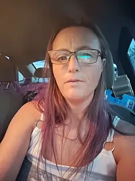Queenle91 online show from 05-15-26, 10:52
