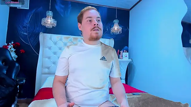 GingerHott  online show from 05-07-26, 03:22