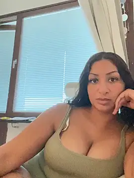 juicyprincess66 online show from 06-10-26, 06:42