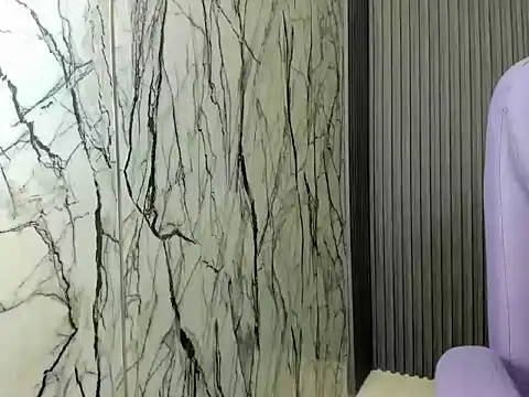 Snapshot of naomis_36 chatting on 05-25-26, 02:27 naomis 36 online show from 05-25-26, 02:27