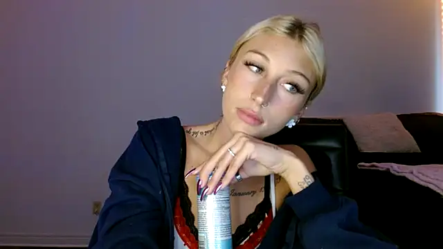 Snapshot of Itsirelandbby chatting on 05-08-26, 06:12 Itsirelandbby online show from 05-08-26, 06:12