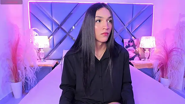 Snapshot of MadisonHerrera chatting on 05-15-26, 05:44 MadisonHerrera online show from 05-15-26, 05:44