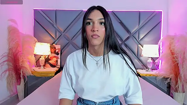 Snapshot of MadisonHerrera chatting on 05-21-26, 05:21 MadisonHerrera online show from 05-21-26, 05:21