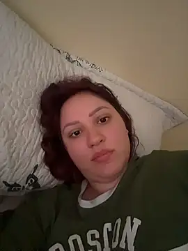 Snapshot of Slvarez chatting on 05-08-26, 01:37 Slvarez online show from 05-08-26, 01:37