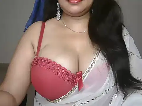 Snapshot of Yanshi23 chatting on 07-06-26, 06:53 Yanshi23 online show from 07-06-26, 06:53