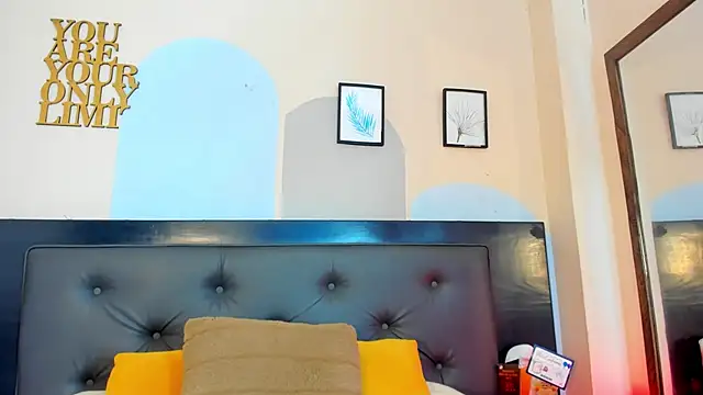 Boy Mathew online show from 05-05-26, 11:24
