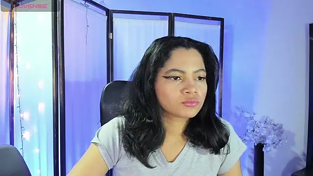 EmmaRay3 online show from 05-27-26, 12:12