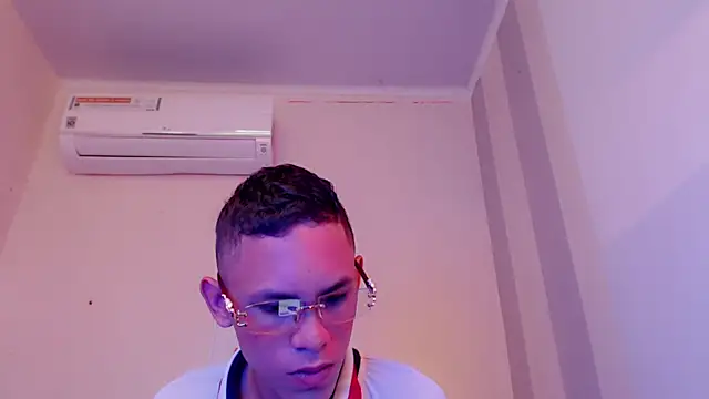 sombra 18 online show from 08-03-26, 11:20