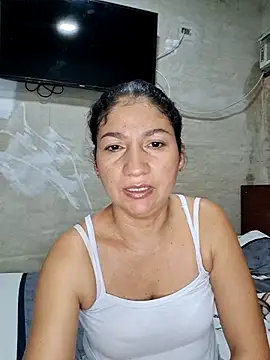 Rosa1079 online show from 05-18-26, 03:17