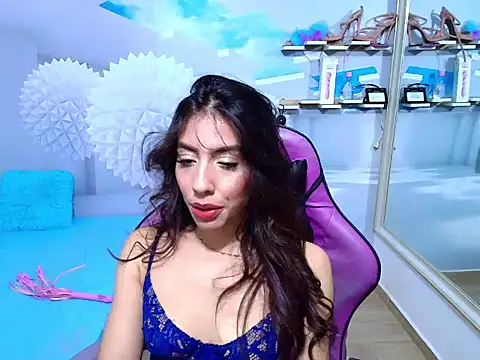 Snapshot of AMBEL-ROSE chatting on 05-09-26, 03:32 AMBEL-ROSE online show from 05-09-26, 03:32