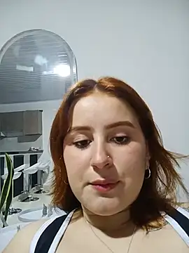 Snapshot of sweet_bella_29 chatting on 06-24-26, 03:27 sweet bella 29 online show from 06-24-26, 03:27