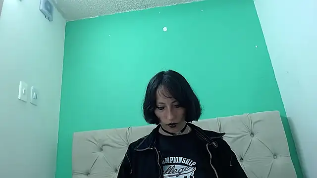 Snapshot of amoremerchmar chatting on 06-17-26, 03:06 amoremerchmar online show from 06-17-26, 03:06