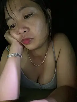 Snapshot of Tryphena chatting on 07-09-26, 02:27 Tryphena online show from 07-09-26, 02:27