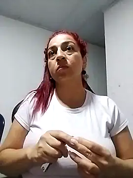 Snapshot of Tumilf chatting on 06-10-26, 12:12 Tumilf online show from 06-10-26, 12:12
