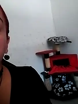 Snapshot of Tumilf chatting on 06-11-26, 04:48 Tumilf online show from 06-11-26, 04:48