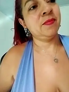 Snapshot of Tumilf chatting on 05-21-26, 08:06 Tumilf online show from 05-21-26, 08:06