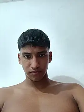 Snapshot of Alexander_06_ chatting on 05-14-26, 09:56 Alexander 06 online show from 05-14-26, 09:56