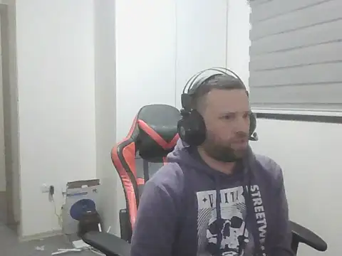 Giingz22 online show from 05-10-26, 05:44
