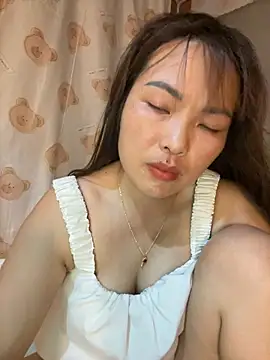 Snapshot of MUNMUN2K5 chatting on 06-19-26, 02:34 MUNMUN2K5 online show from 06-19-26, 02:34